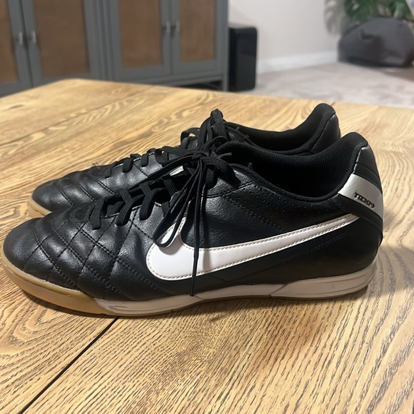 Nike Tempo Sneakers - Size 10.5 - Picture 4 of 11